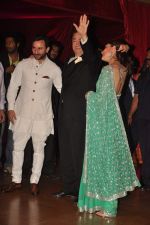 Kareena Kapoor, Saif Ali Khan, Randhir Kapoor at Genelia D_Souza and Ritesh Deshmukh wedding reception in Hotel Grand Hyatt, Mumbai on 4th Feb 2012 (38).JPG